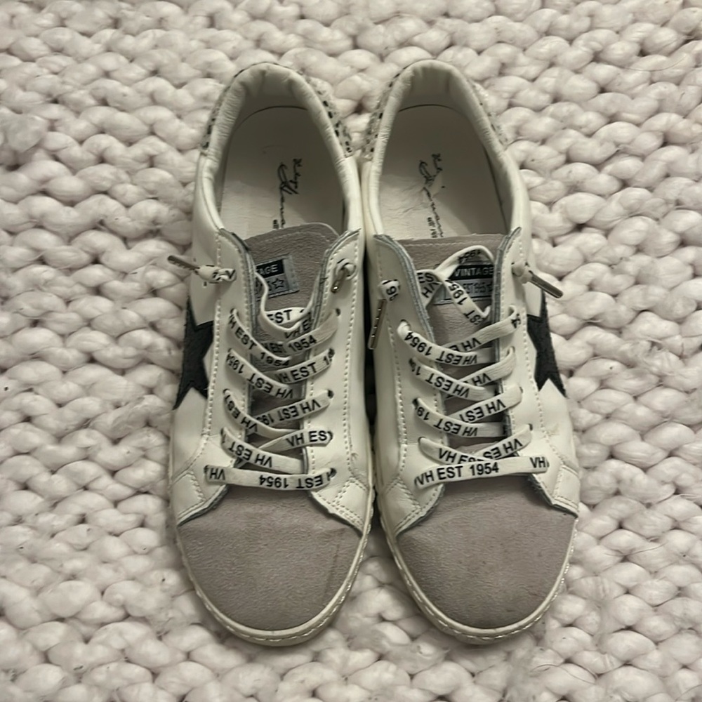 Vintage Havana sneakers